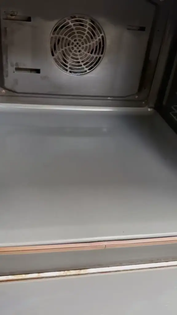Oven interior after deep cleaning